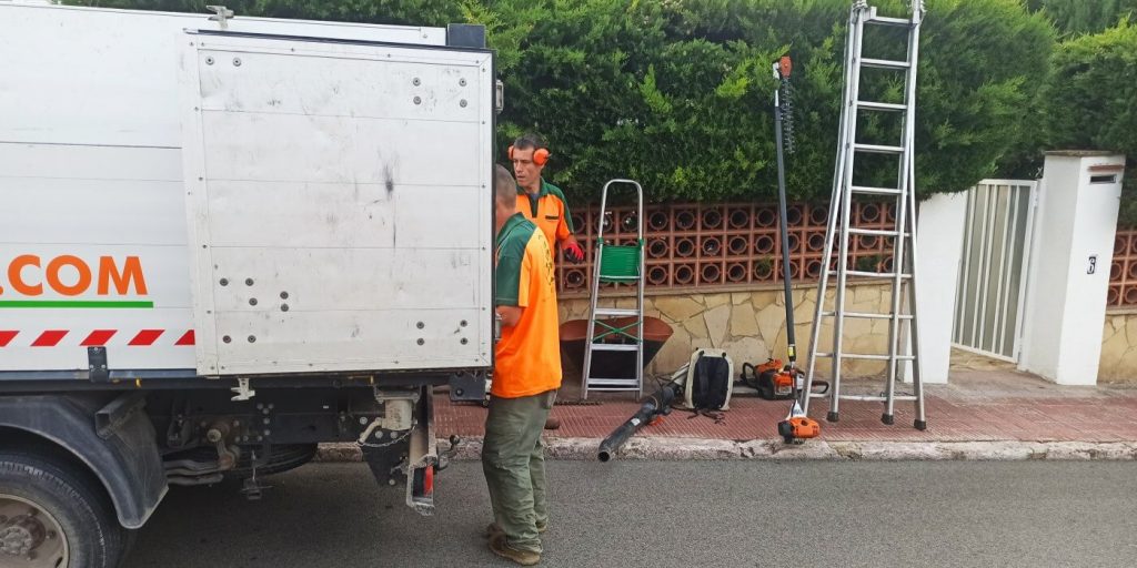 serveis posada a punt jardins reus tarragona portada